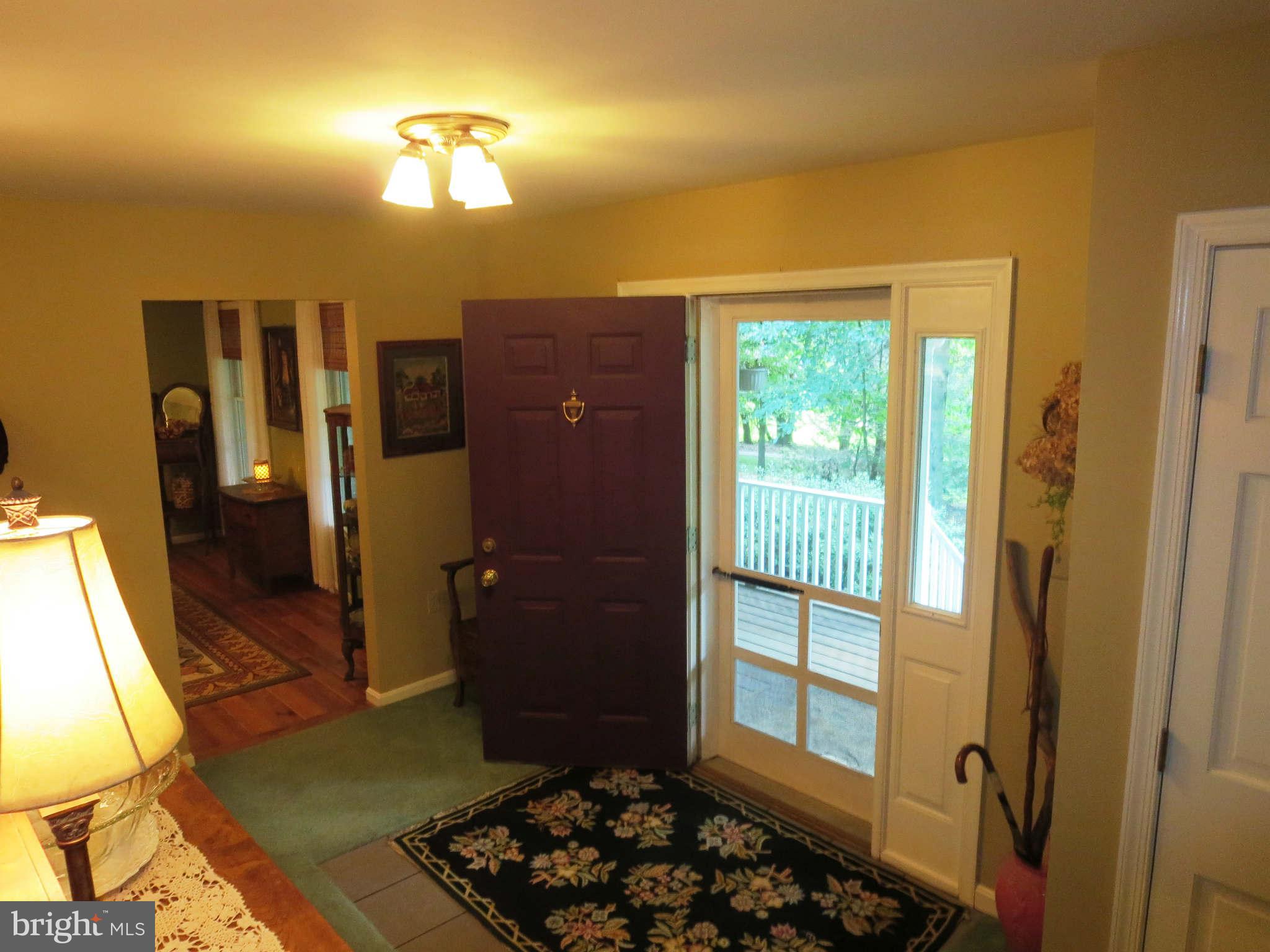 102 Davis Road Street, MD 21154 - Photo 5 of 30 Welcoming Foyer
