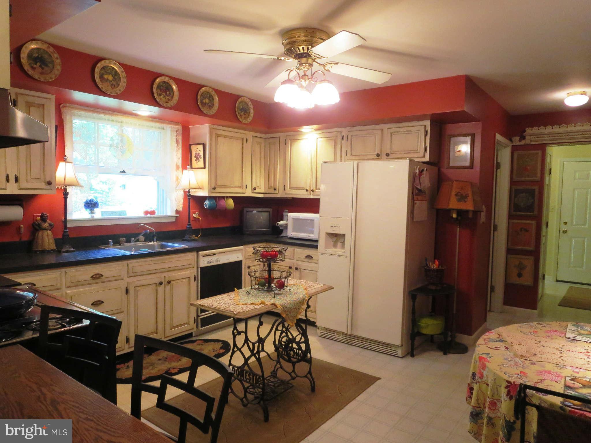 102 Davis Road Street, MD 21154 - Photo 8 of 30 Country Kitchen with Table Space