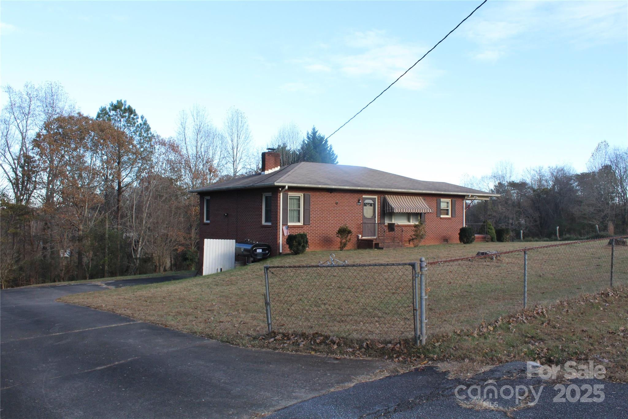 1761 Dearborn Street Morganton, NC 28655 - Photo 3 of 34 a front view of a house with garden
