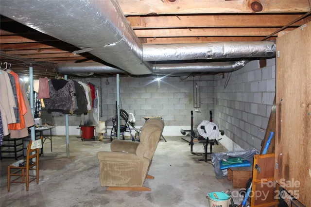 a view of livingroom with couch