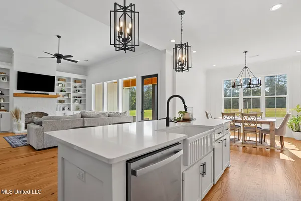 $618,000 | 109 Landry Drive, Brandon, MS 39047