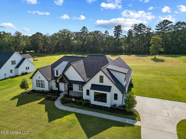 $618,000 | 109 Landry Drive, Brandon, MS 39047