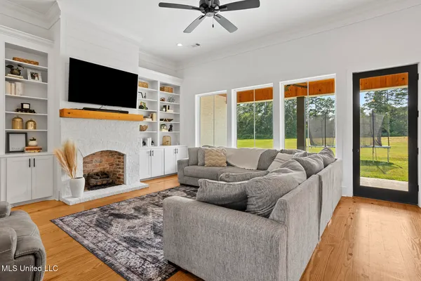 $618,000 | 109 Landry Drive, Brandon, MS 39047