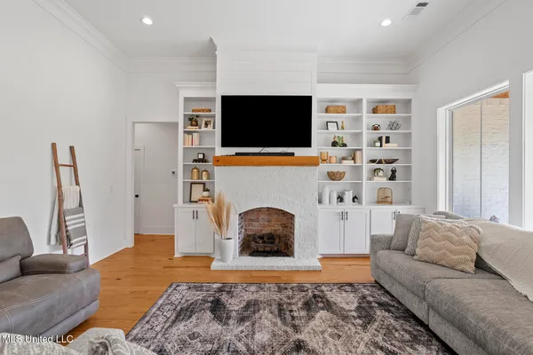 $618,000 | 109 Landry Drive, Brandon, MS 39047