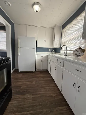 $95,500 | 312 Locust Street, Oaktown, IN 47561