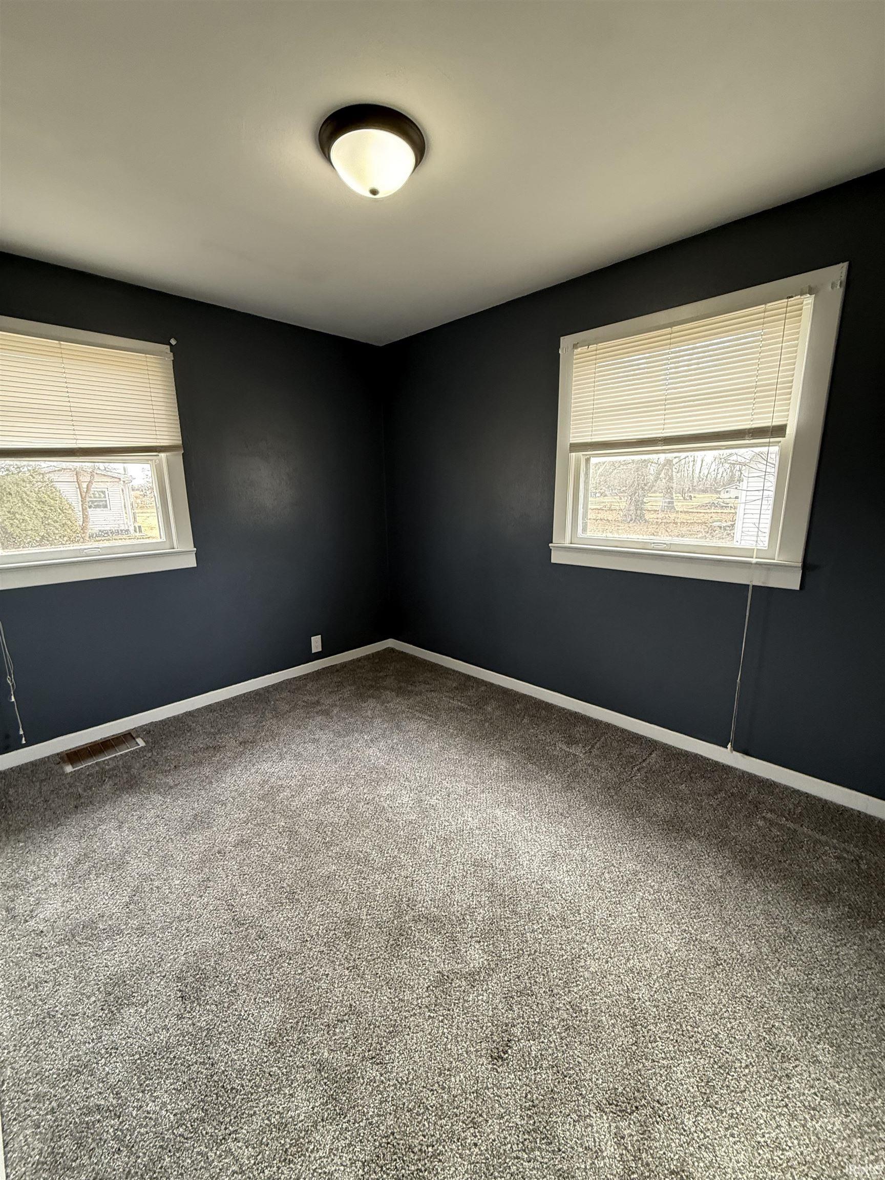 312 Locust Street Oaktown, IN 47561 - Photo 26 of 30