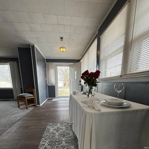 $95,500 | 312 Locust Street, Oaktown, IN 47561