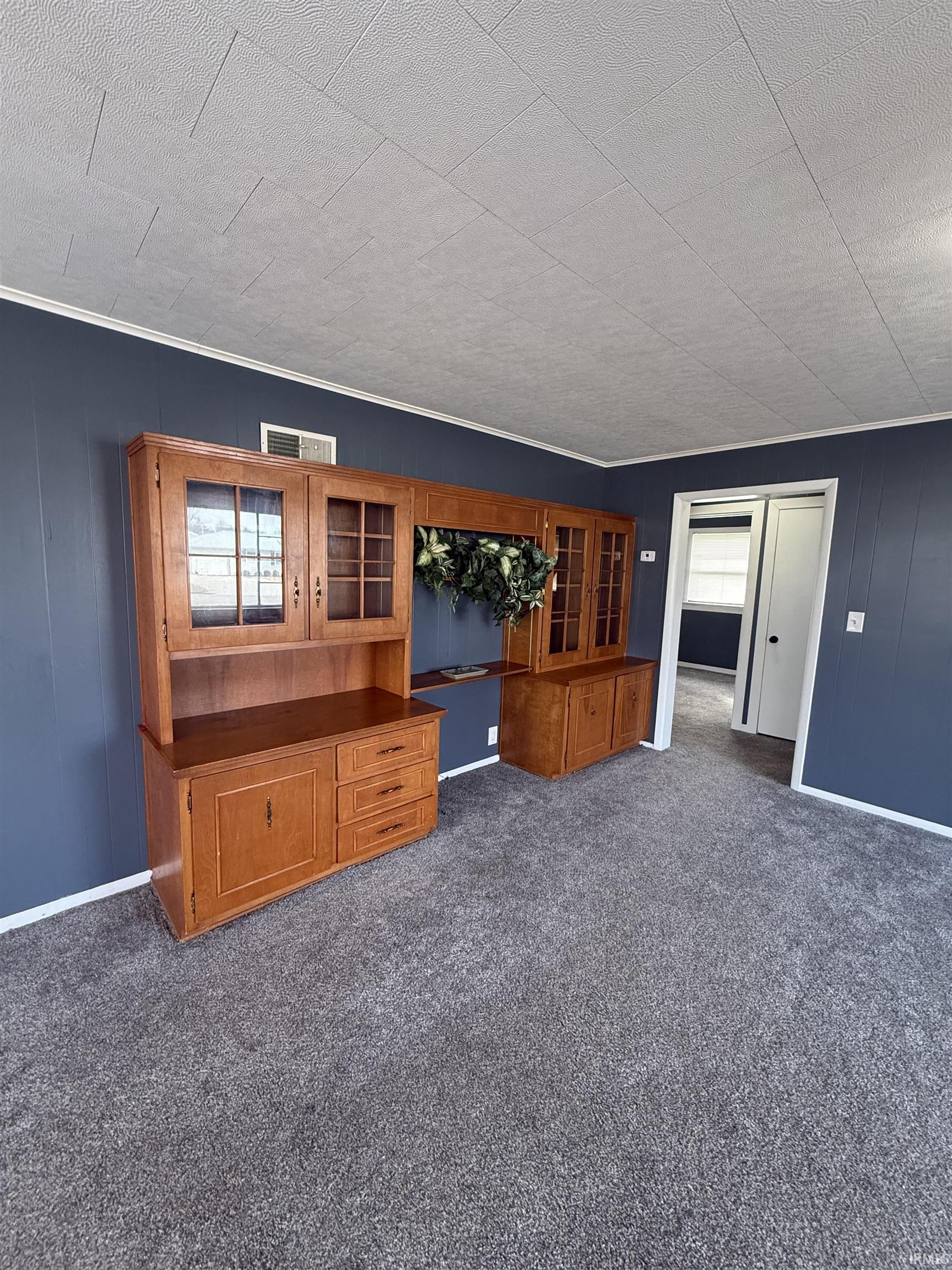 312 Locust Street Oaktown, IN 47561 - Photo 6 of 30