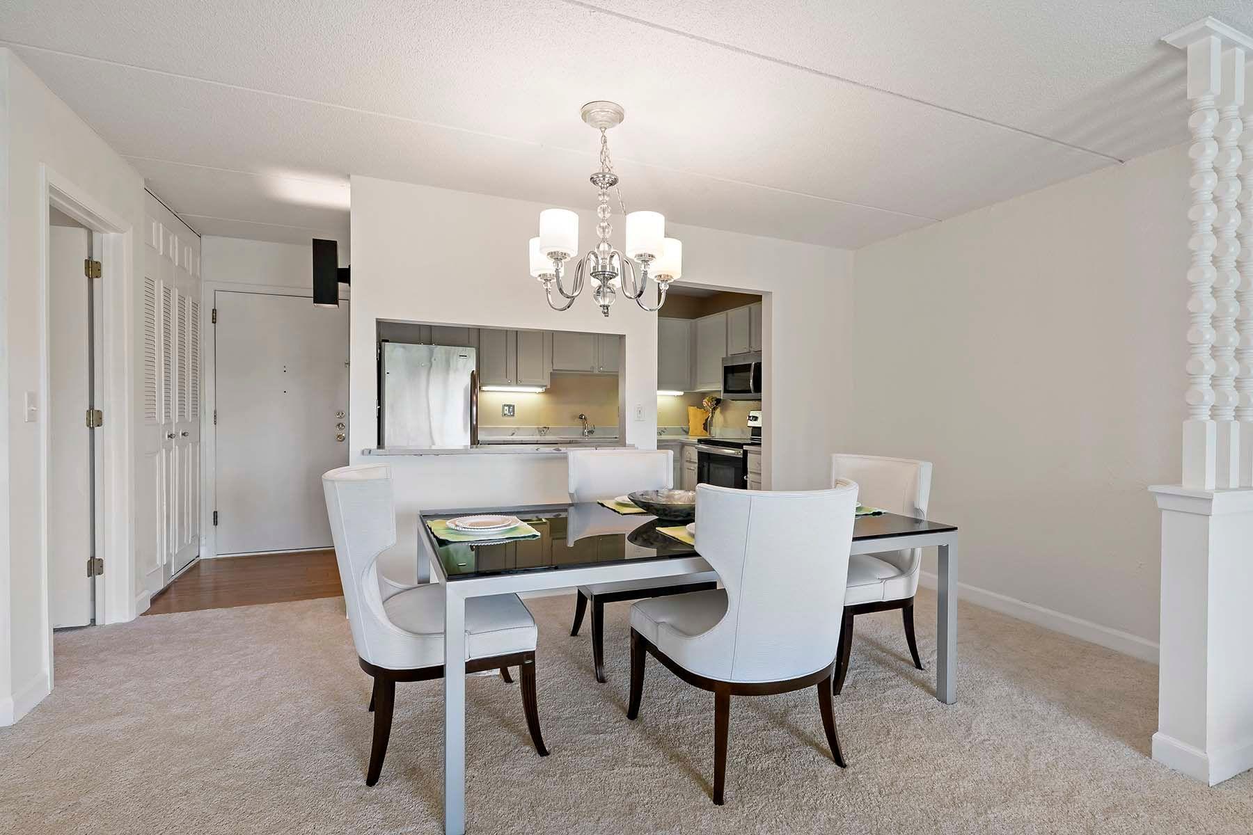 10411 Cedar Lake Road, Unit 413 Minnetonka, MN 55305 - Photo 4 of 31 Gallery Image 4