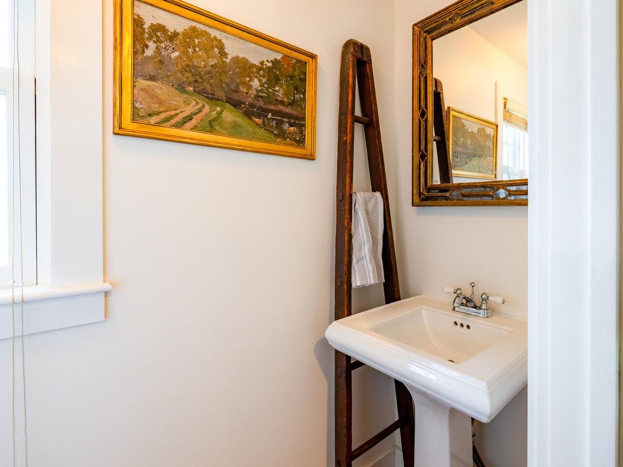 656 Bingham Brook Road Charlotte, VT 05445 - Photo 8 of 38 Gallery Image 8