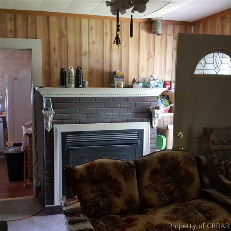 2048 Cross Road Hayes, VA 23072 - Photo 8 of 12 Gallery Image 8