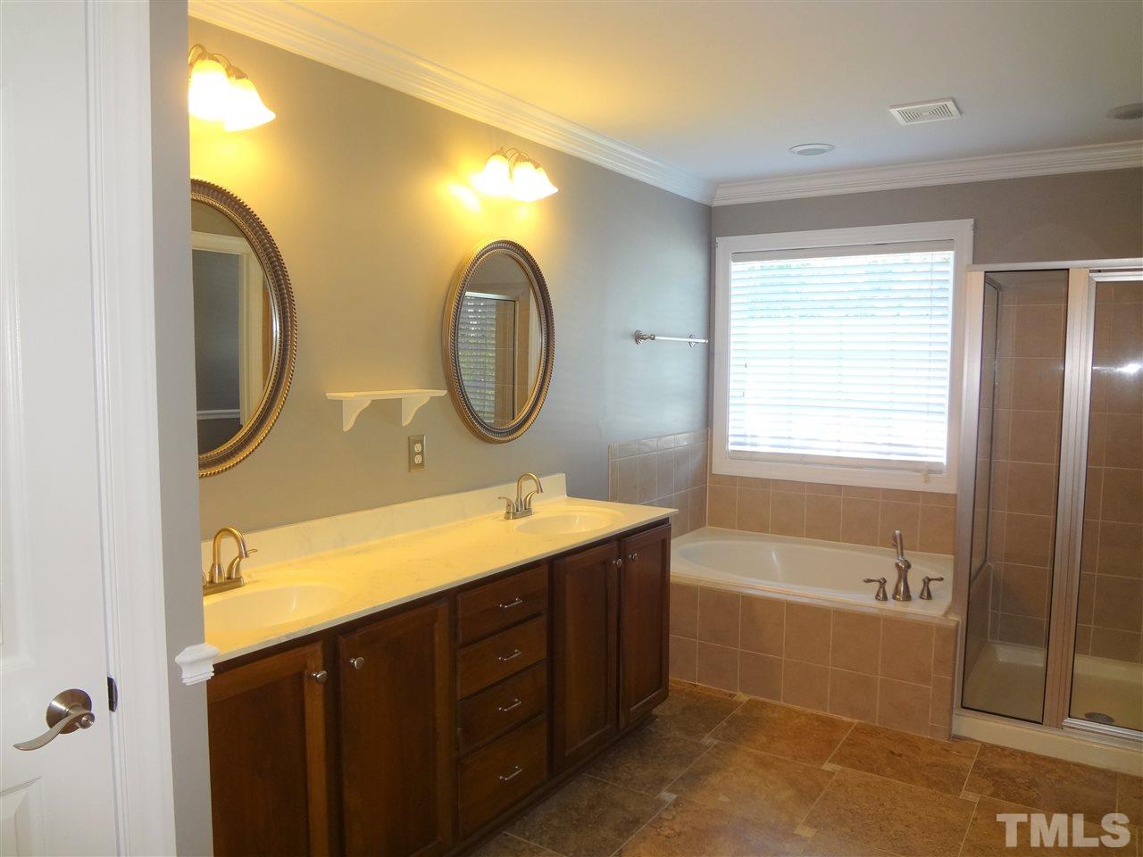 10009 Friedel Place Raleigh, NC 27613 - Photo 13 of 30