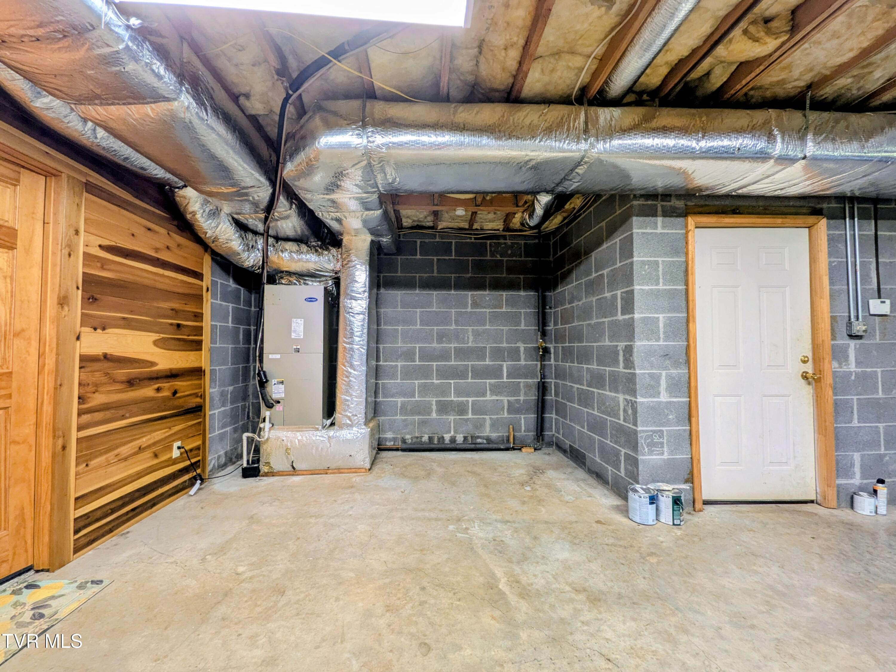113 Nave Hollow Road Elizabethton, TN 37643 - Photo 46 of 91 Garage(3)