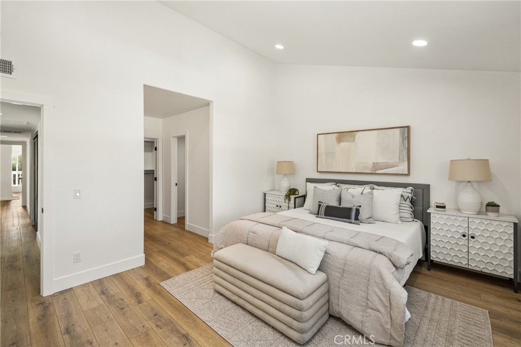 33615 Avenida Capri Dana Point, CA 92629 - Photo 18 of 45 Large Master Bedroom with vaulted ceilings. Easily fits a King bed.