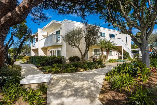 $1,498,000 | 33615 Avenida Capri, Dana Point, CA 92629