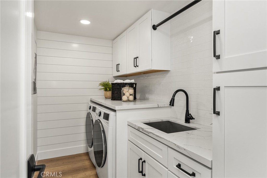 33615 Avenida Capri Dana Point, CA 92629 - Photo 8 of 44 One of the best laundry rooms in Dana Point.