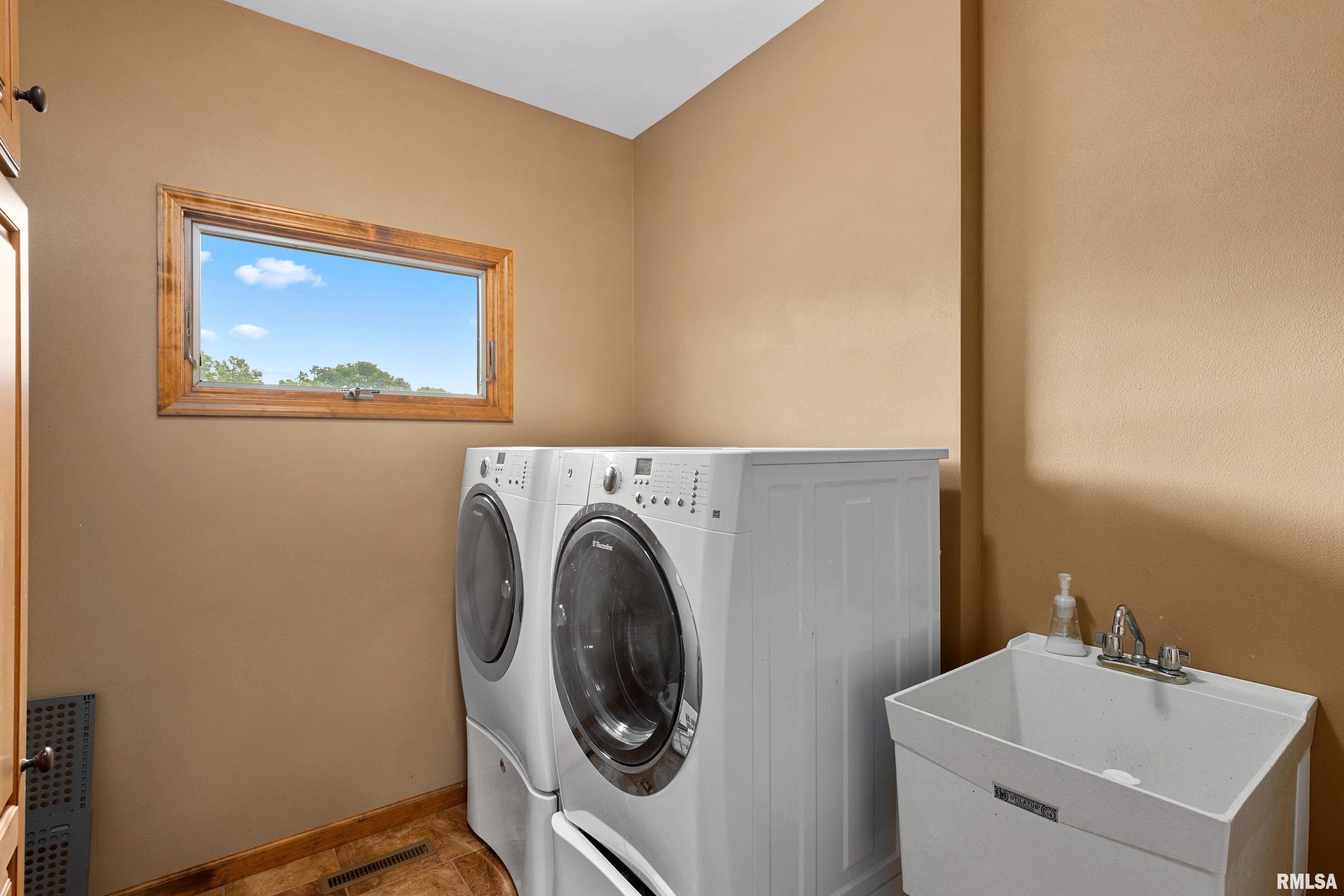 7708 West Thorngate Drive Mapleton, IL 61547 - Photo 26 of 74