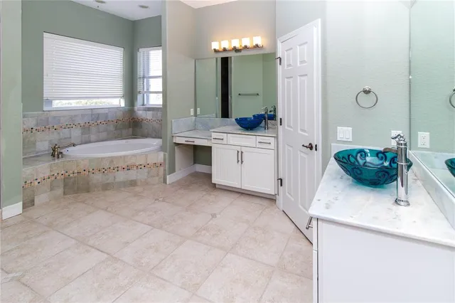 $600,000 | 1340 Apollo Beach Boulevard South, Apollo Beach, FL 33572