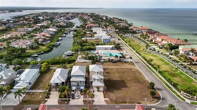 $600,000 | 1340 Apollo Beach Boulevard South, Apollo Beach, FL 33572