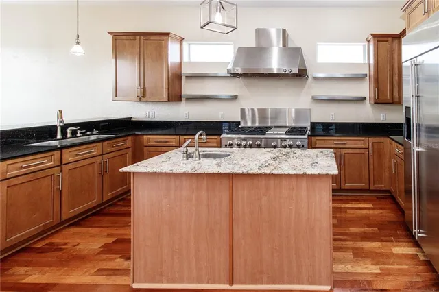 $600,000 | 1340 Apollo Beach Boulevard South, Apollo Beach, FL 33572