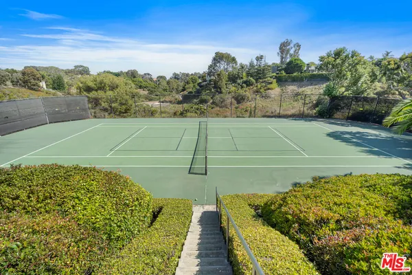 a view of a tennis court