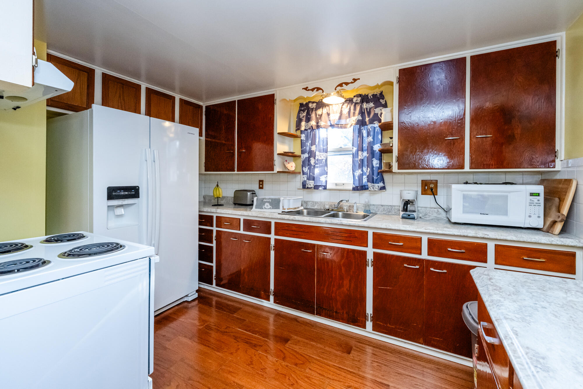 4688 Pier Road Coloma, MI 49038 - Photo 6 of 34 Pier-111