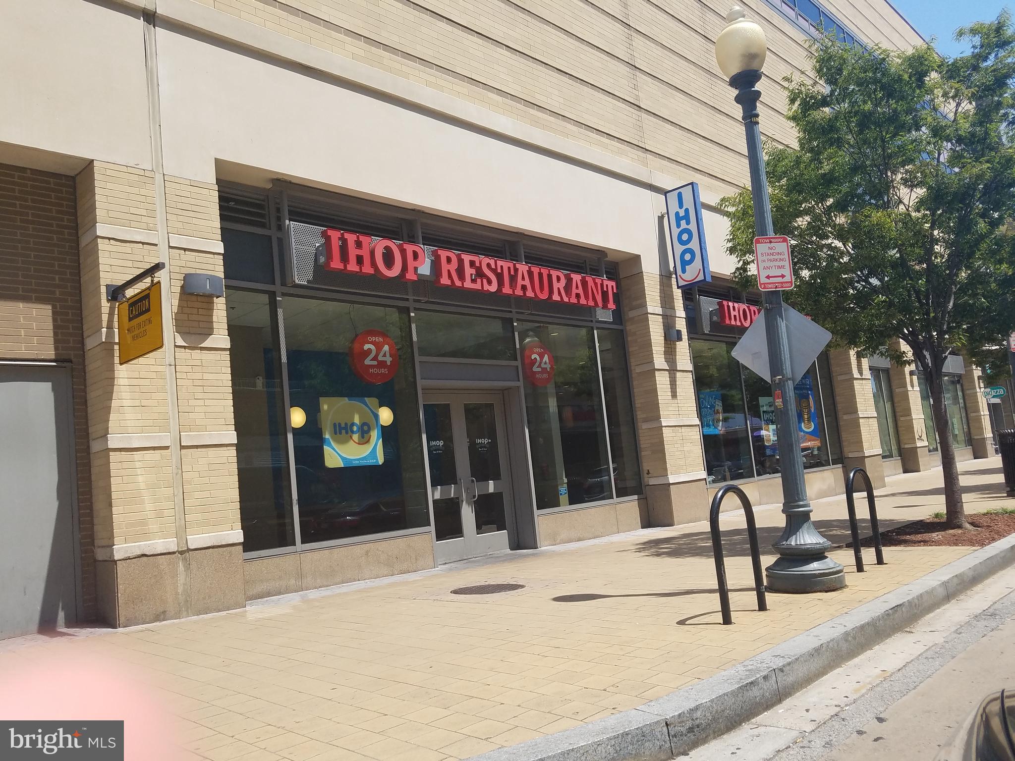 1465 Columbia Road Northwest, Unit 303 Washington, DC 20009 - Photo 41 of 42 IHOP in Columbia Heights