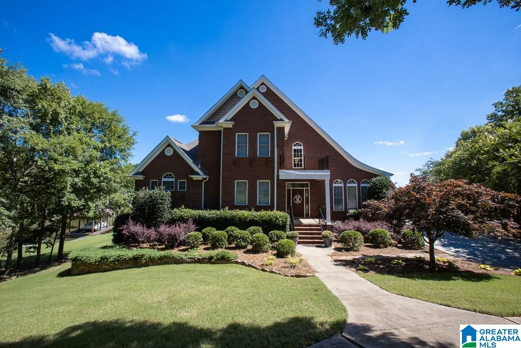 780 Briar Cliff Road Rainbow City, AL 35906 - Photo 1 of 45