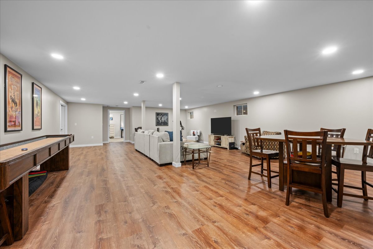 2542 Williams Road Batavia, IL 60510 - Photo 33 of 53 Gallery Image 33