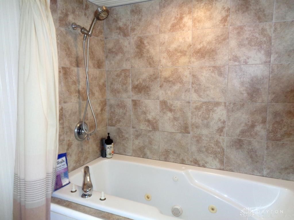 2121 McCue Road Laura, OH 45337 - Photo 22 of 69 Gallery Image 22