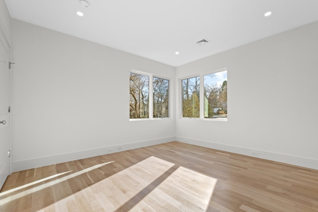 7 Jane Road Newton, MA 02459 - Photo 27 of 42