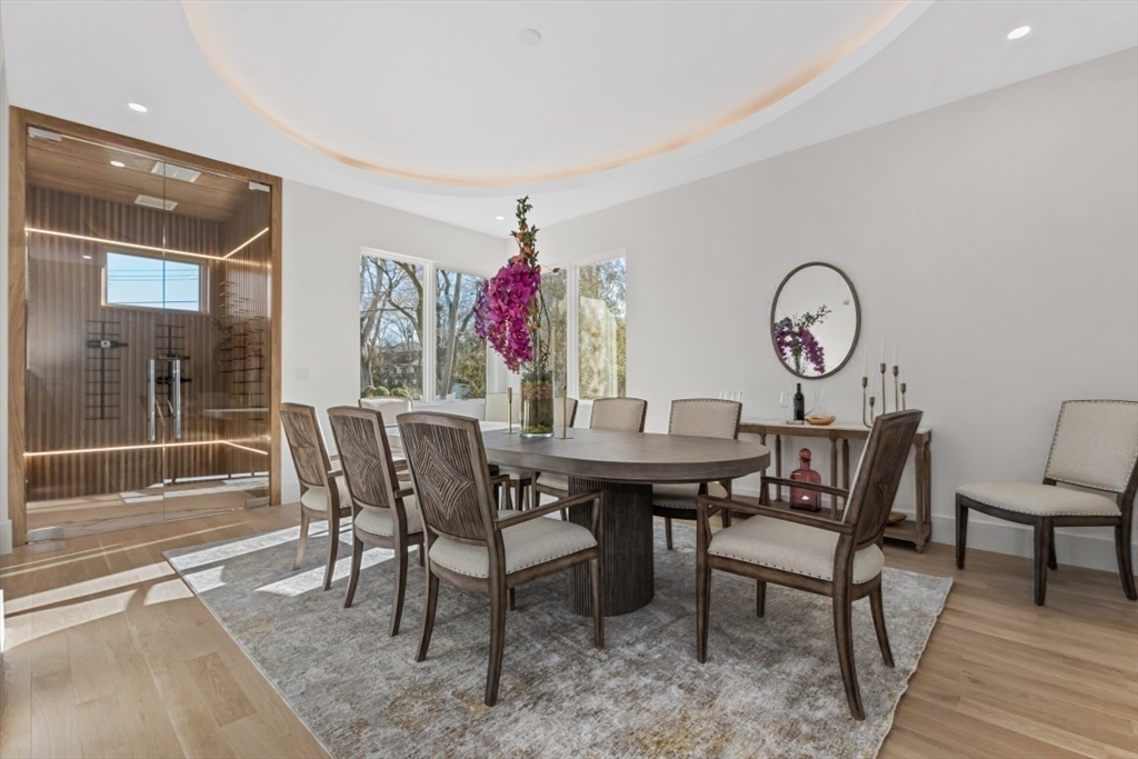 7 Jane Road Newton, MA 02459 - Photo 4 of 42