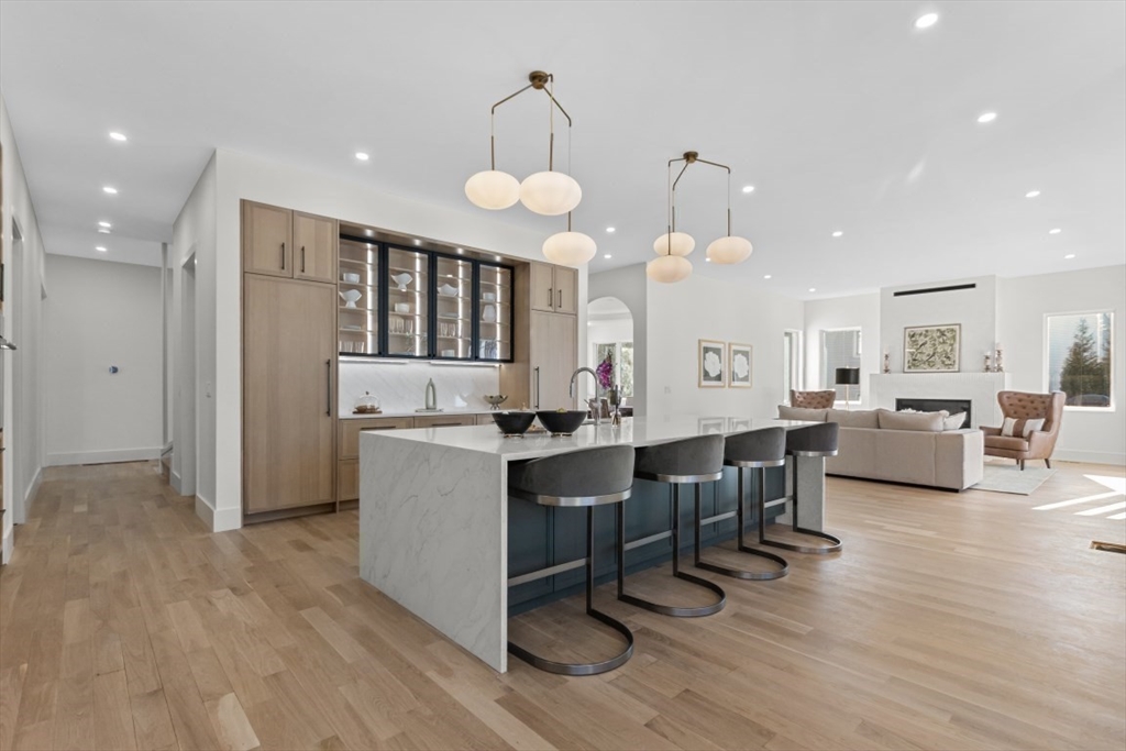 7 Jane Road Newton, MA 02459 - Photo 7 of 42