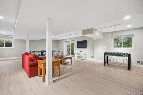 $22,000 | 4 Mohican Trail, Scarsdale, NY 10583