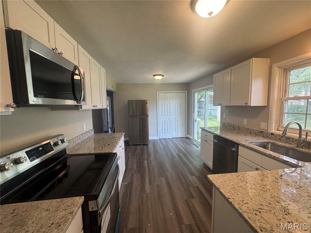 6116 Old Collinsville Road Fairview Heights, IL 62208 - Photo 3 of 21