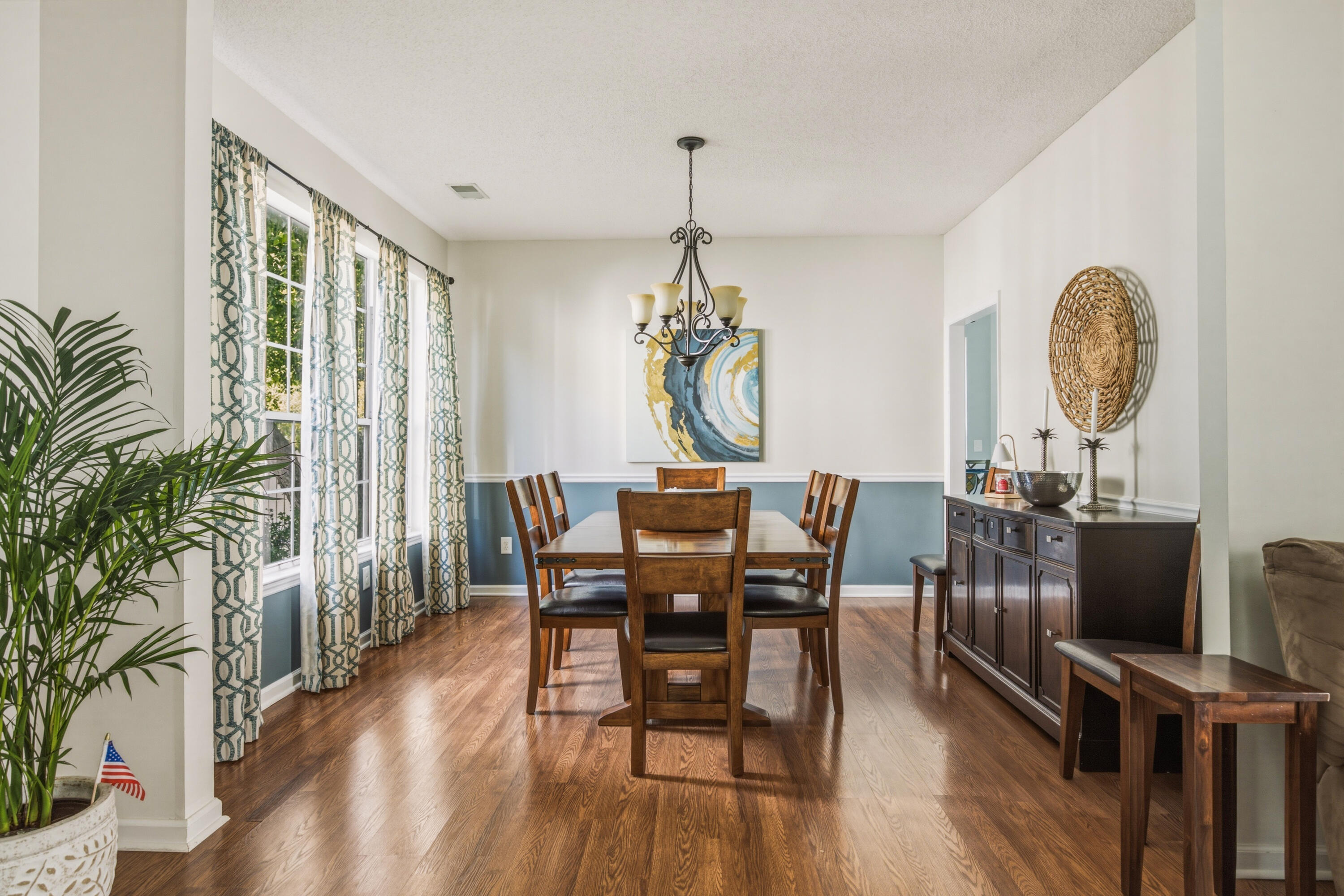 2340 Kennison Lane Mount Pleasant, SC 29466 - Photo 11 of 39 dining room