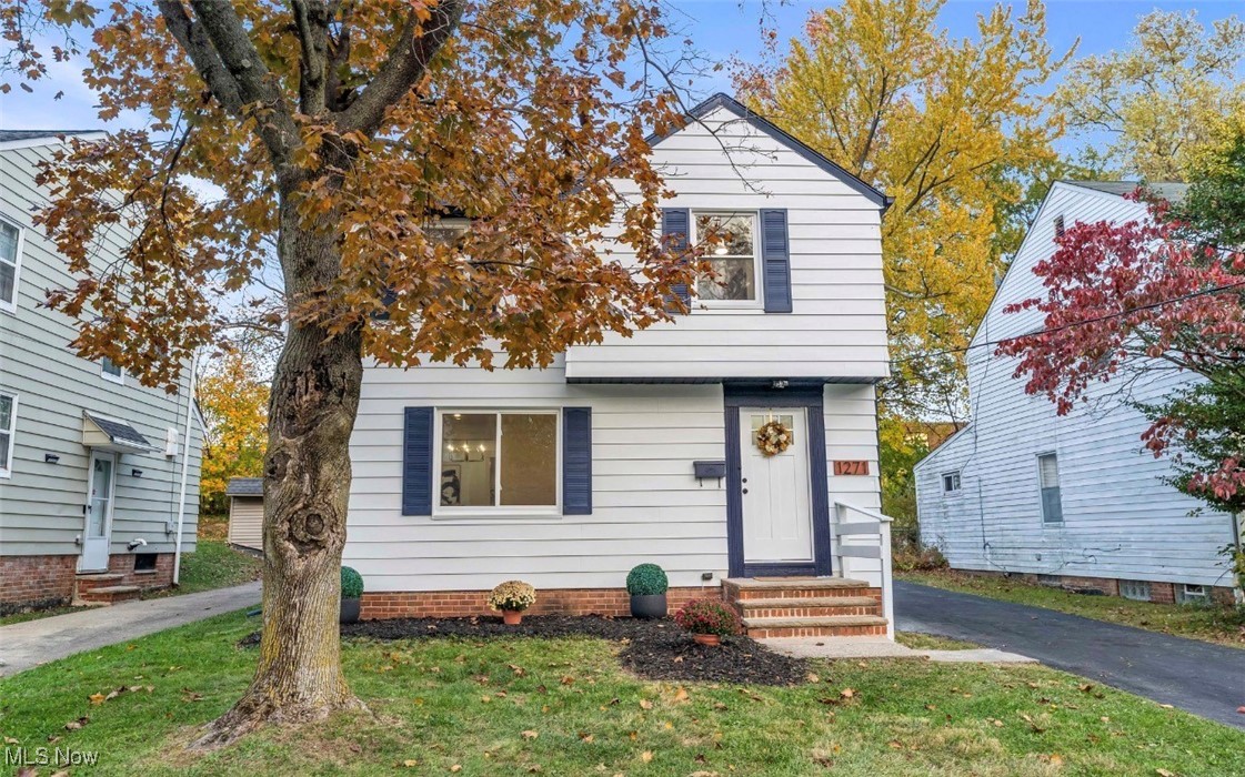1271 Dorsh Road Cleveland, OH 44121 - Photo 1 of 34 Gallery Image 1