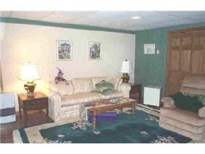 426 South Baboosic Lake Road Merrimack, NH 03054 - Photo 5 of 9