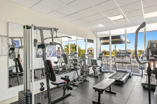 $750,000 | 521 North Riverside Drive, Unit 1207, Pompano Beach, FL 33062