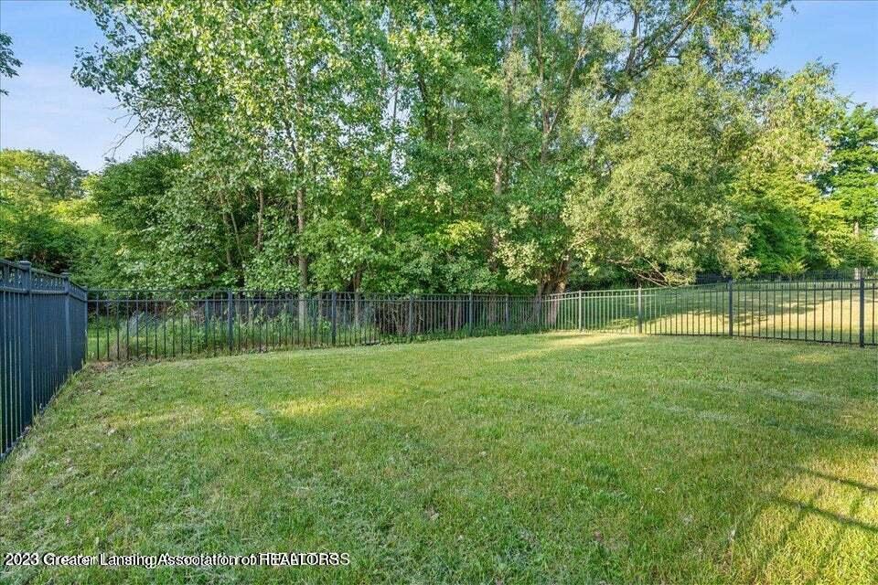 5937 Troyes Road East Lansing, MI 48823 - Photo 40 of 47 20230621145207517316000000-o