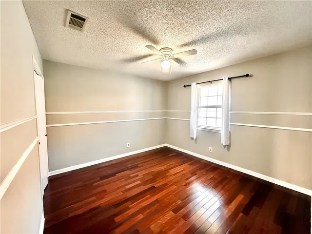 $1,000 | 4800 Pontchartrain Drive, Unit 17, Slidell, LA 70458