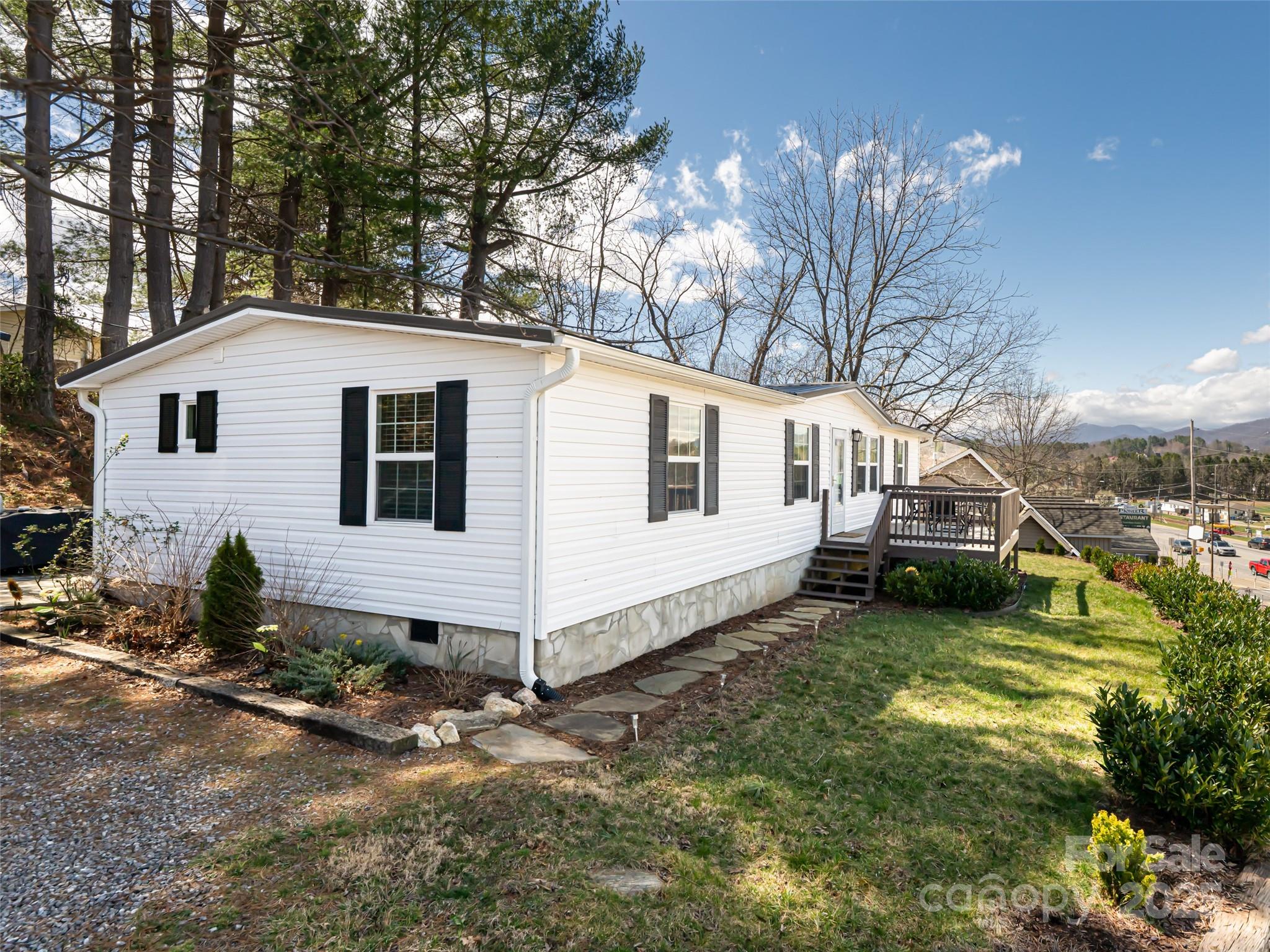 18 Brookside Street Clyde, NC 28721 - Photo 2 of 48