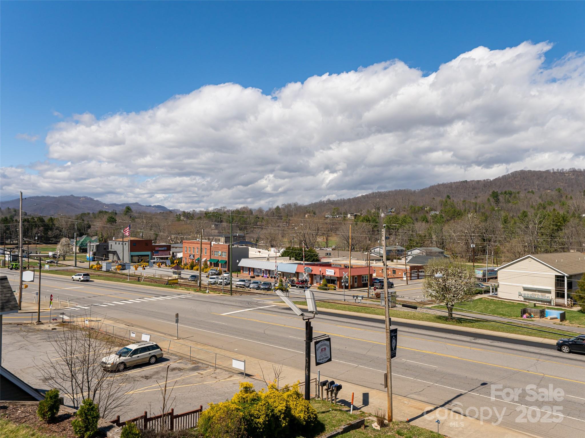 18 Brookside Street Clyde, NC 28721 - Photo 33 of 48