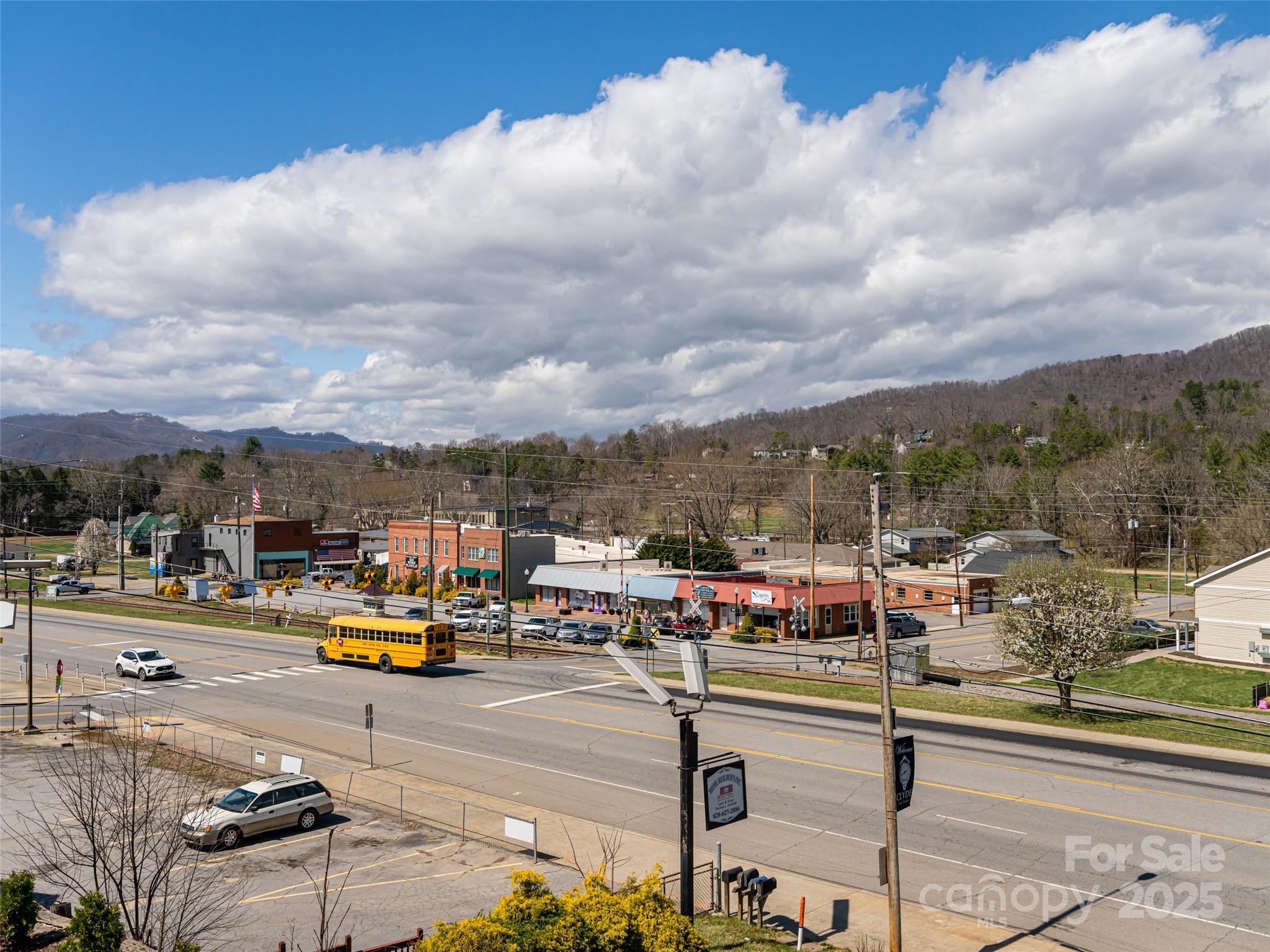 18 Brookside Street Clyde, NC 28721 - Photo 35 of 48