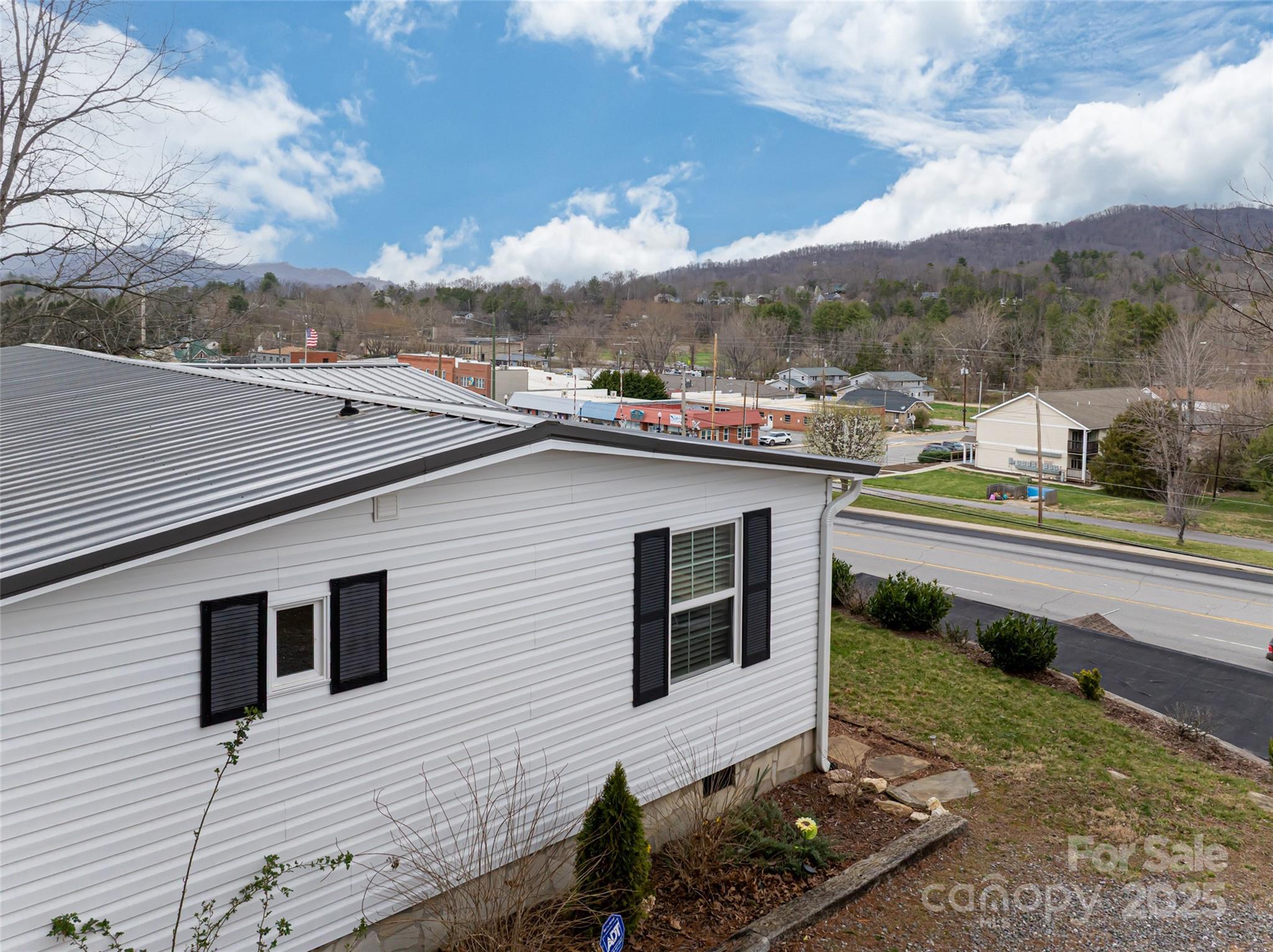 18 Brookside Street Clyde, NC 28721 - Photo 47 of 48