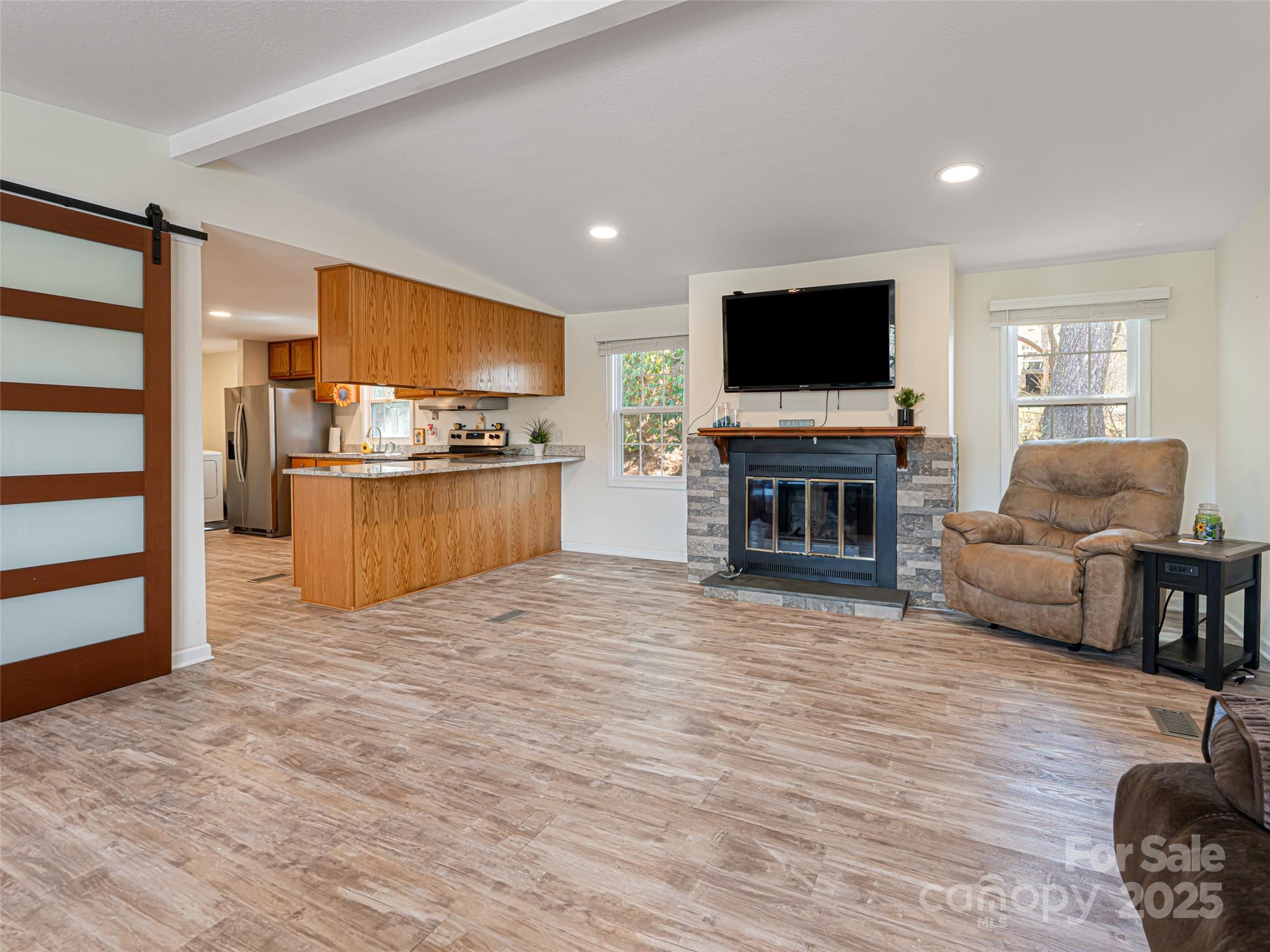 18 Brookside Street Clyde, NC 28721 - Photo 10 of 48