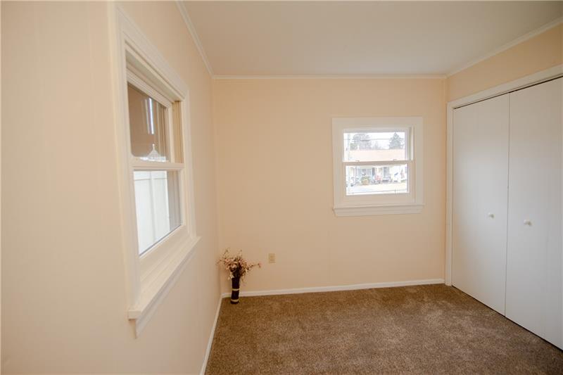 306 Carson Street Springdale, PA 15144 - Photo 12 of 25 Gallery Image 12