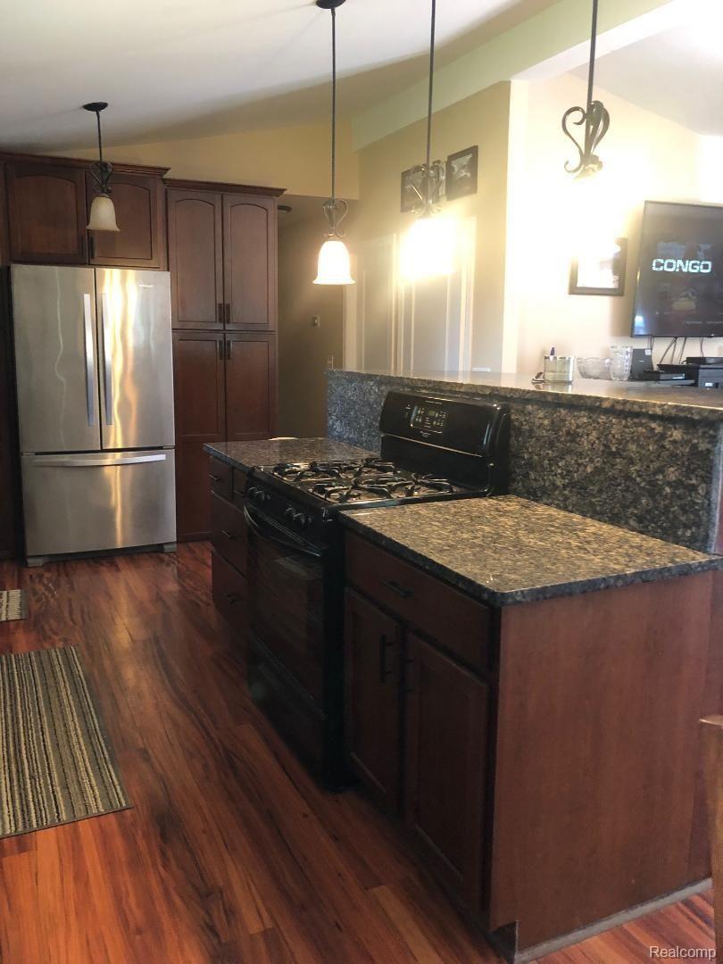 5656 Sutton Road Dryden, MI 48428 - Photo 6 of 31 7.jpg
