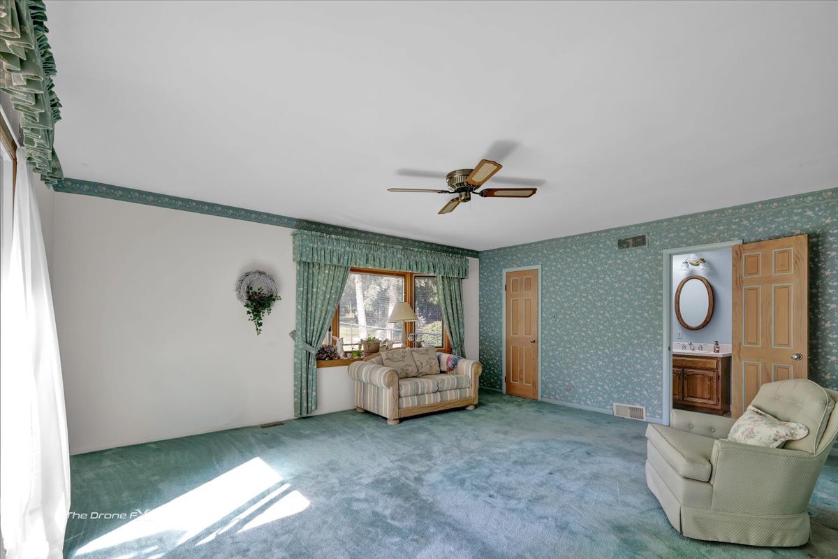 1-s526 Taylor Road Glen Ellyn, IL 60137 - Photo 18 of 26 Gallery Image 18
