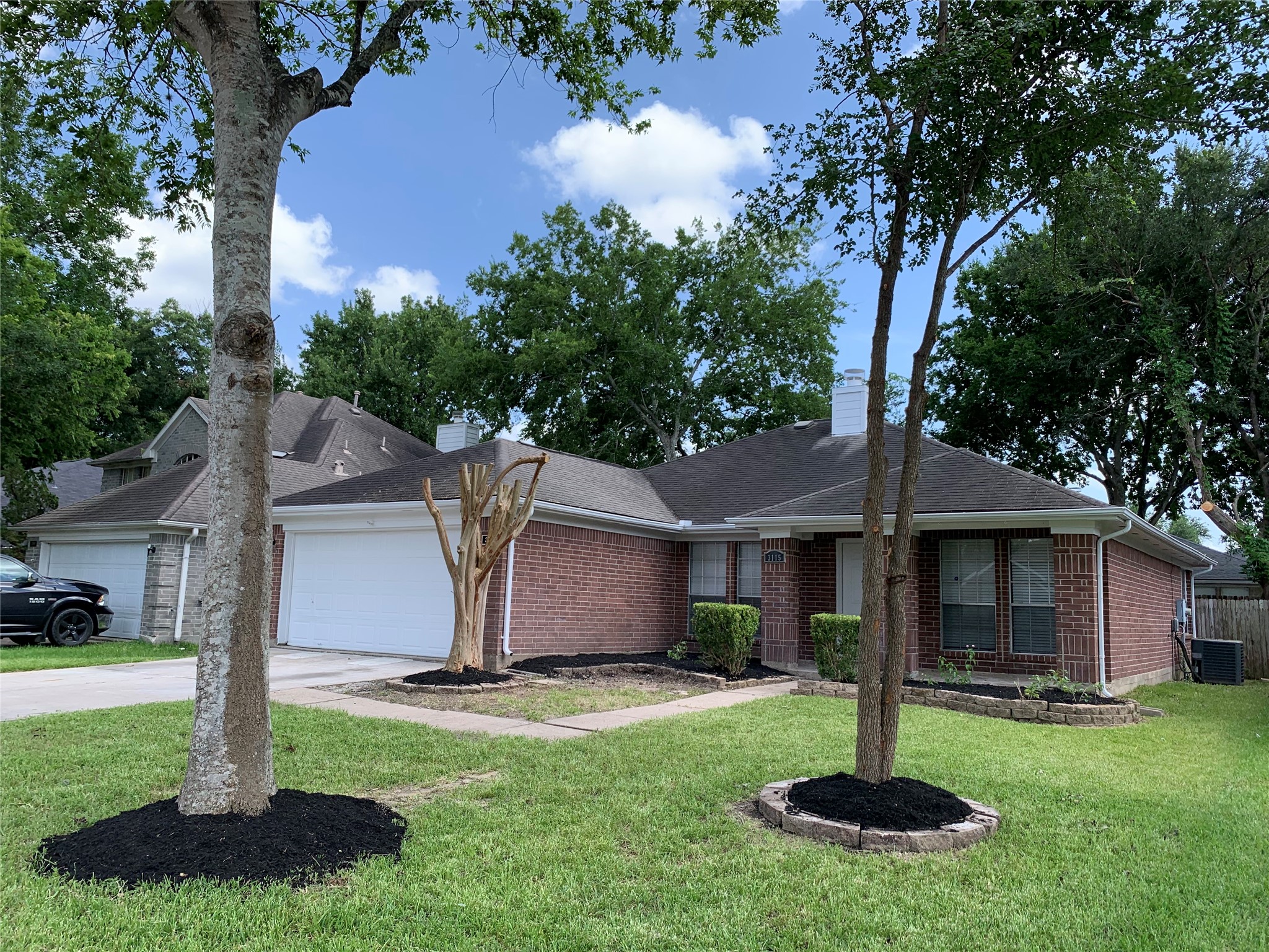 3115 Shady Ridge Trail Sugar Land, TX 77498 - Photo 2 of 21